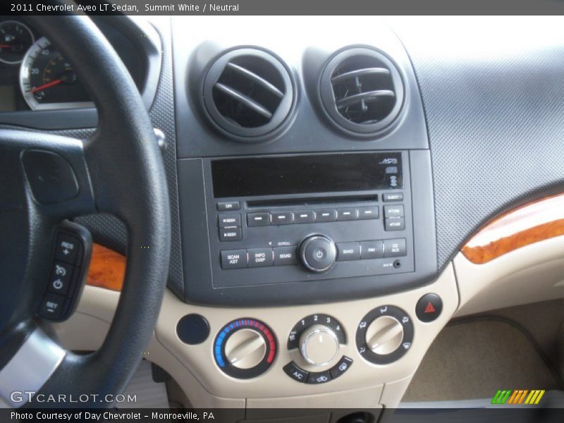 Summit White / Neutral 2011 Chevrolet Aveo LT Sedan