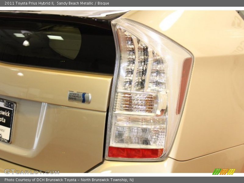 Sandy Beach Metallic / Bisque 2011 Toyota Prius Hybrid II