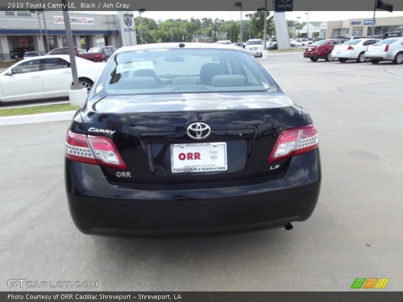 Black / Ash Gray 2010 Toyota Camry LE
