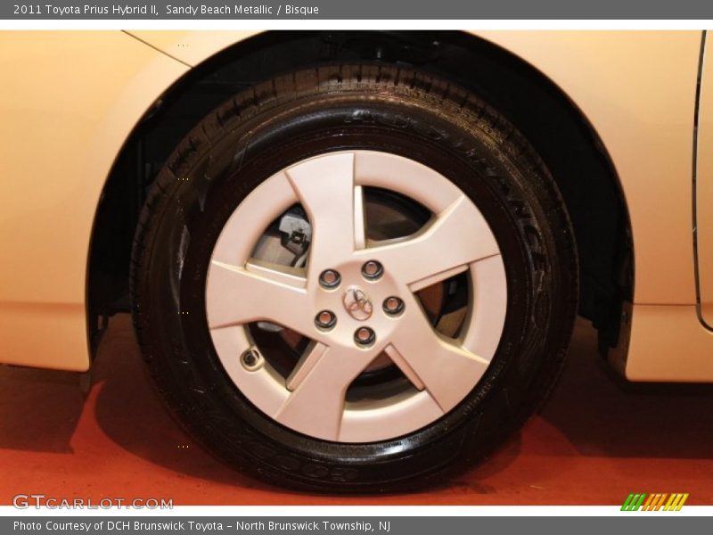 Sandy Beach Metallic / Bisque 2011 Toyota Prius Hybrid II