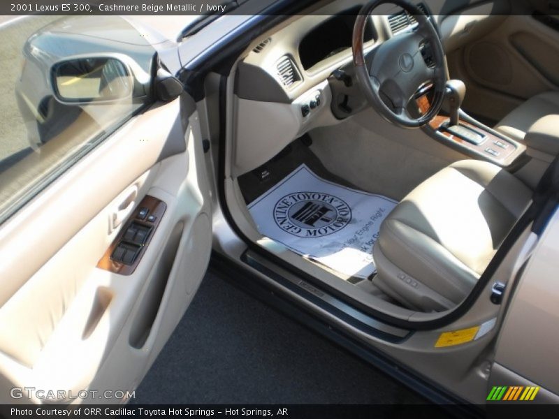 Cashmere Beige Metallic / Ivory 2001 Lexus ES 300