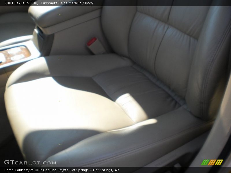 Cashmere Beige Metallic / Ivory 2001 Lexus ES 300