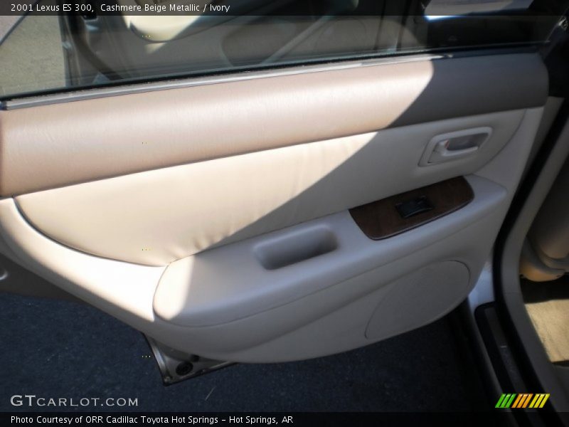 Cashmere Beige Metallic / Ivory 2001 Lexus ES 300