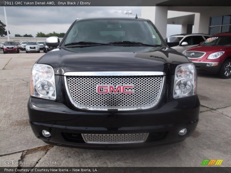 Onyx Black / Ebony 2011 GMC Yukon Denali AWD