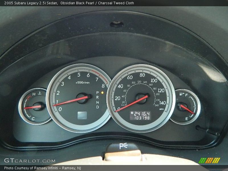 Obsidian Black Pearl / Charcoal Tweed Cloth 2005 Subaru Legacy 2.5i Sedan