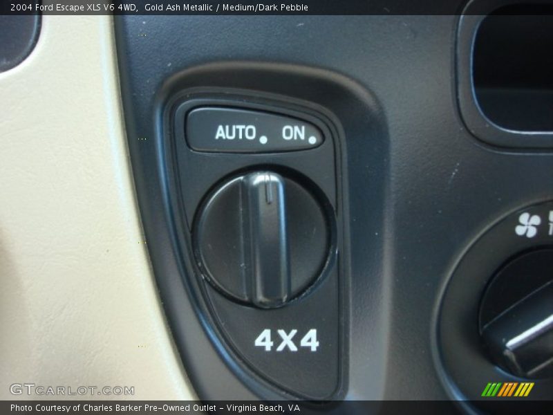 Gold Ash Metallic / Medium/Dark Pebble 2004 Ford Escape XLS V6 4WD