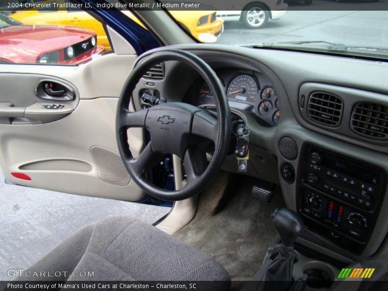 Indigo Blue Metallic / Medium Pewter 2004 Chevrolet TrailBlazer LS