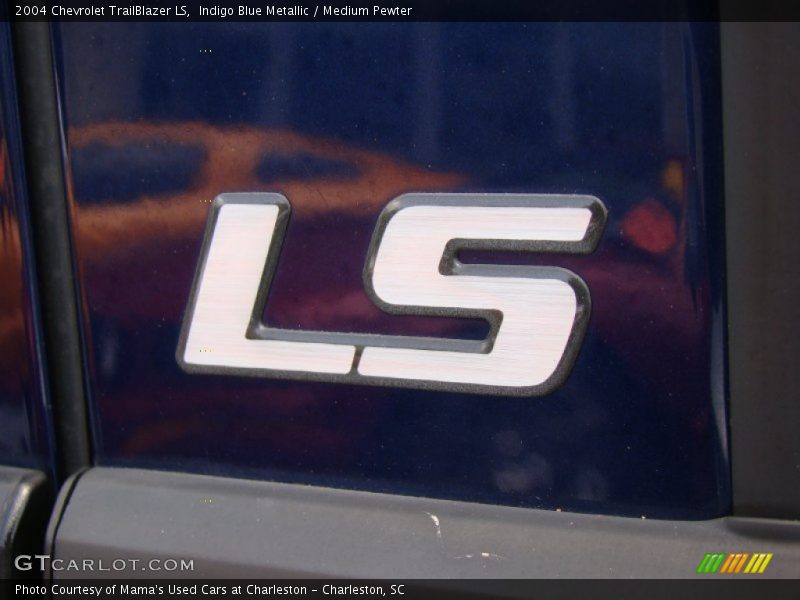 Indigo Blue Metallic / Medium Pewter 2004 Chevrolet TrailBlazer LS