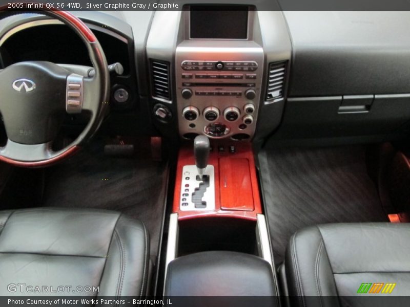 Dashboard of 2005 QX 56 4WD