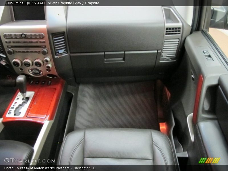 Silver Graphite Gray / Graphite 2005 Infiniti QX 56 4WD