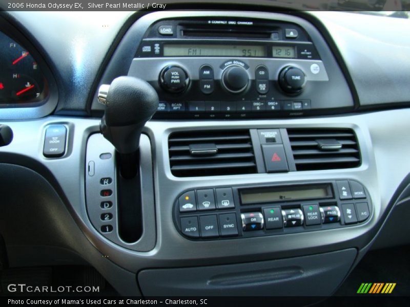 Silver Pearl Metallic / Gray 2006 Honda Odyssey EX
