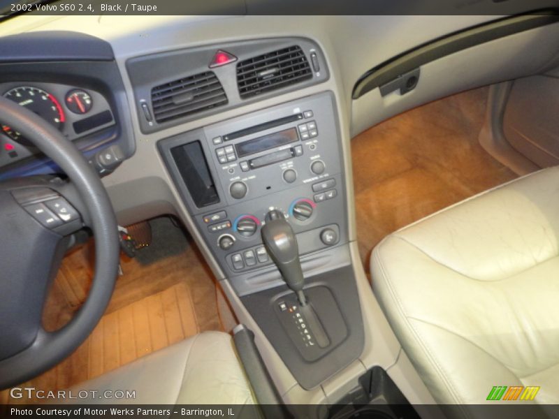 Black / Taupe 2002 Volvo S60 2.4