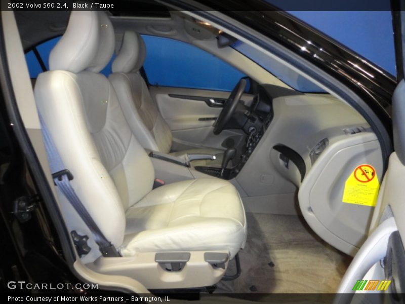 Black / Taupe 2002 Volvo S60 2.4