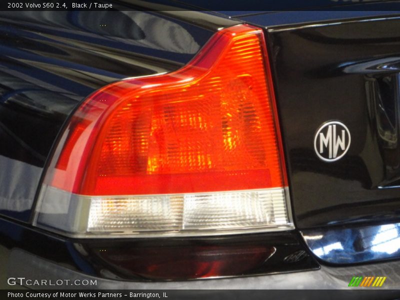 Black / Taupe 2002 Volvo S60 2.4