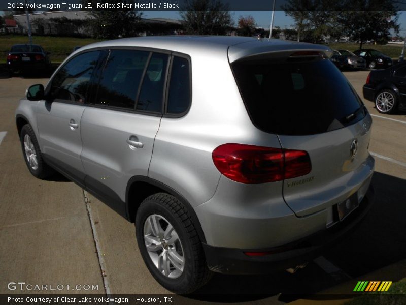 Reflex Silver Metallic / Black 2012 Volkswagen Tiguan LE