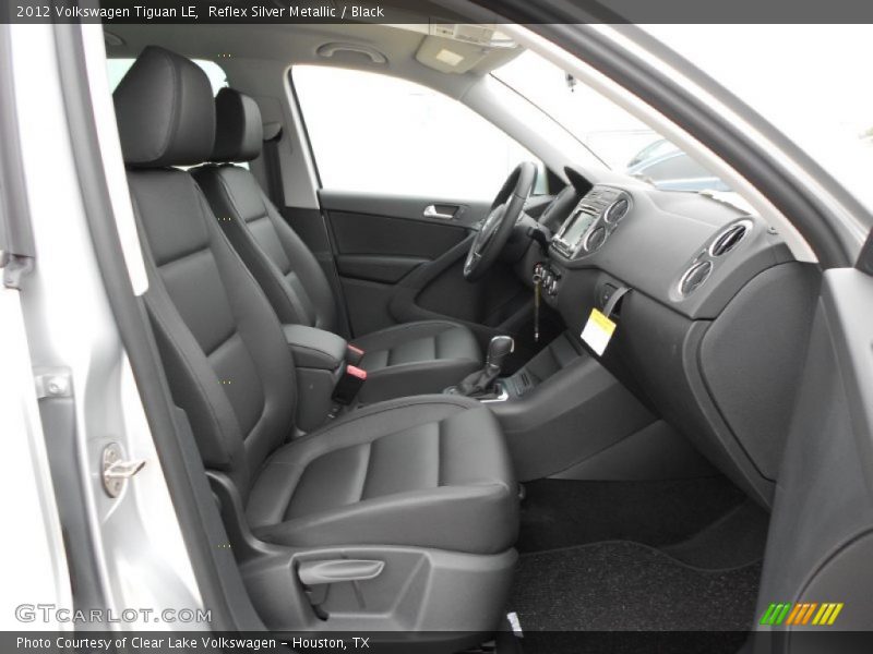 Front Seat of 2012 Tiguan LE