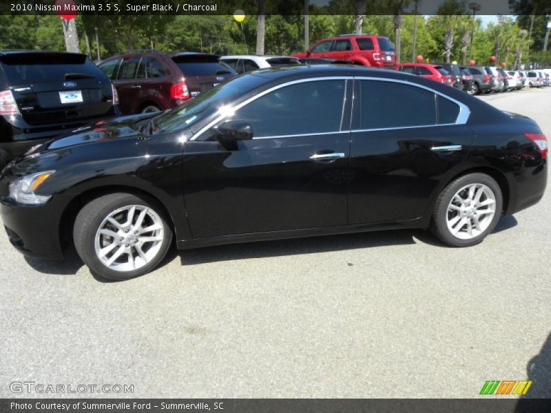 Super Black / Charcoal 2010 Nissan Maxima 3.5 S