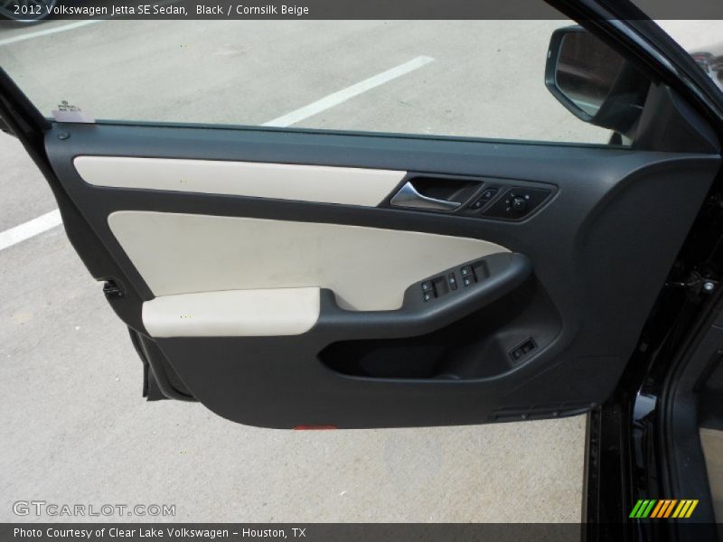 Door Panel of 2012 Jetta SE Sedan