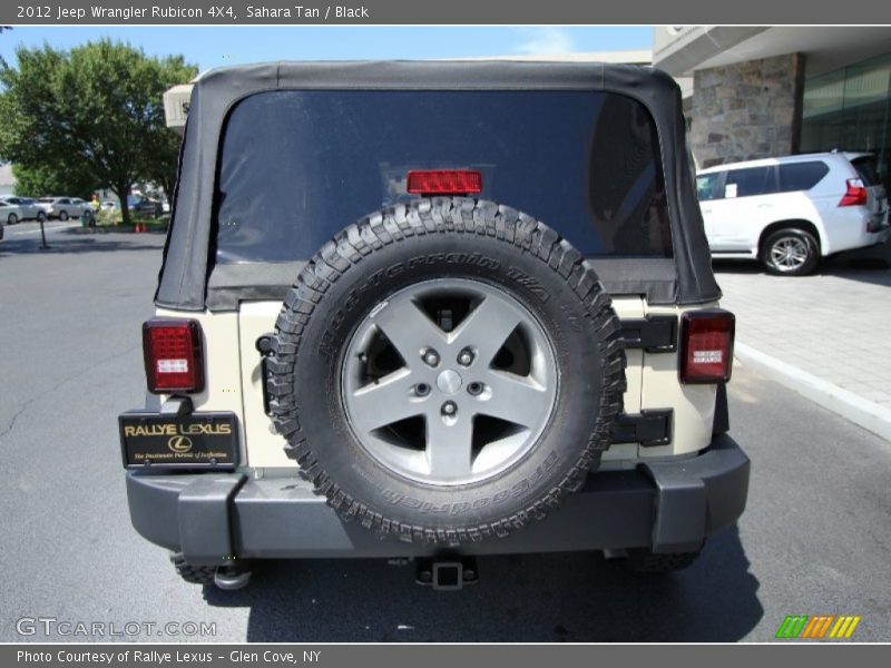 Sahara Tan / Black 2012 Jeep Wrangler Rubicon 4X4