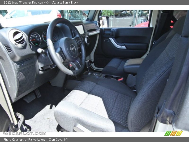 Sahara Tan / Black 2012 Jeep Wrangler Rubicon 4X4