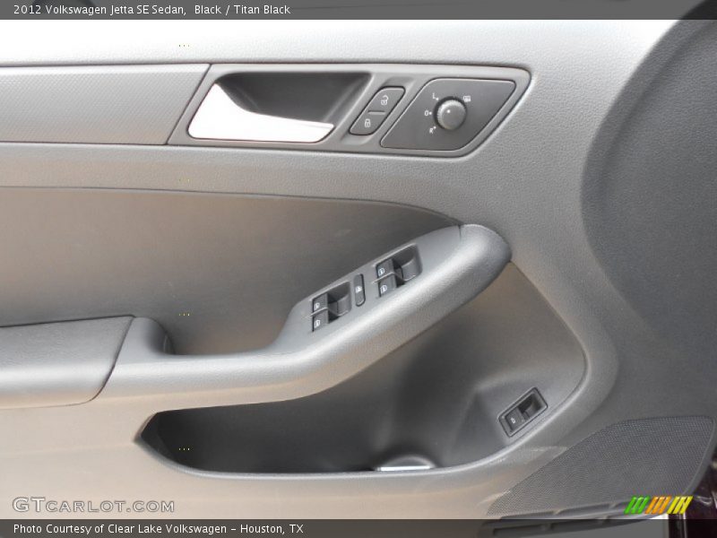 Black / Titan Black 2012 Volkswagen Jetta SE Sedan