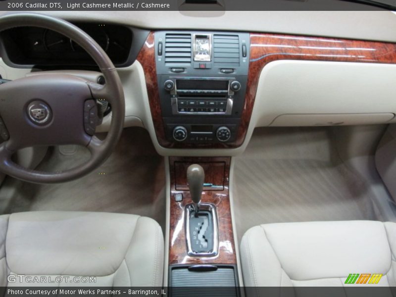Light Cashmere Metallic / Cashmere 2006 Cadillac DTS