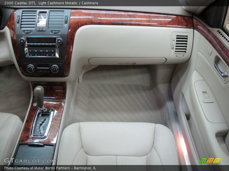 Light Cashmere Metallic / Cashmere 2006 Cadillac DTS