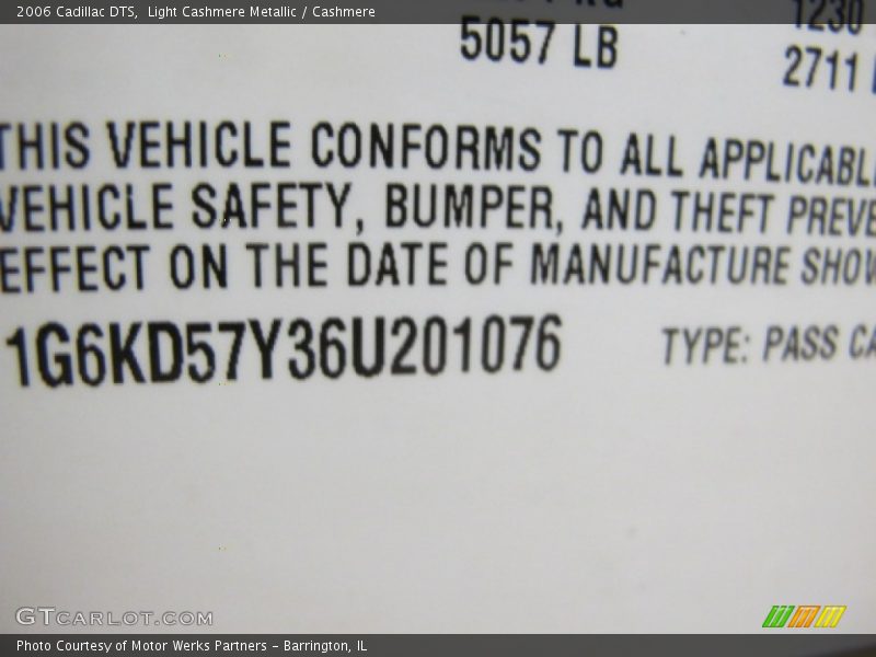 Light Cashmere Metallic / Cashmere 2006 Cadillac DTS