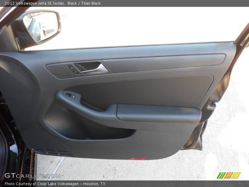 Black / Titan Black 2012 Volkswagen Jetta SE Sedan