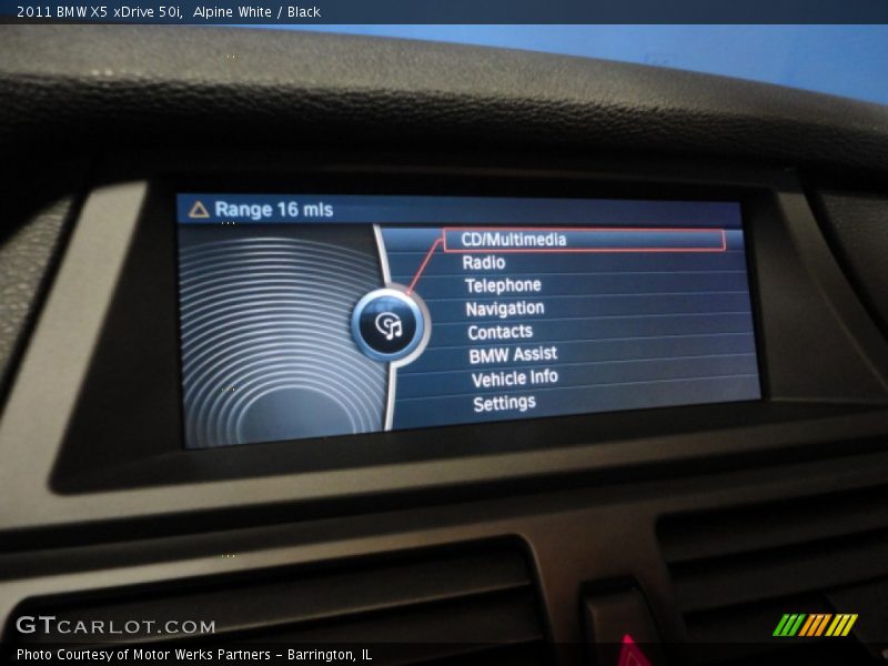 Alpine White / Black 2011 BMW X5 xDrive 50i
