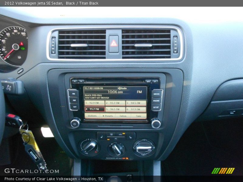 Black / Titan Black 2012 Volkswagen Jetta SE Sedan