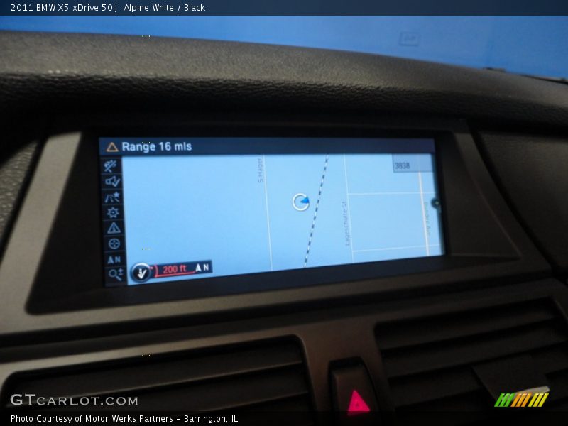 Alpine White / Black 2011 BMW X5 xDrive 50i