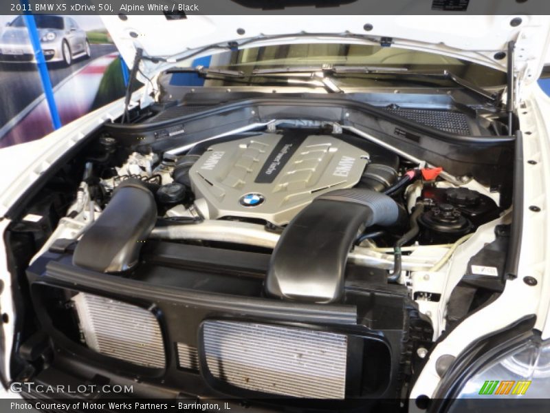 Alpine White / Black 2011 BMW X5 xDrive 50i