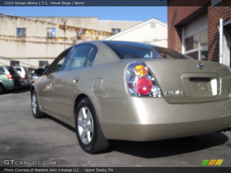 Velvet Beige / Blond 2003 Nissan Altima 2.5 S