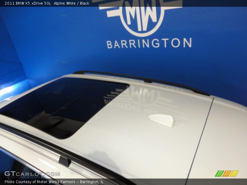 Alpine White / Black 2011 BMW X5 xDrive 50i