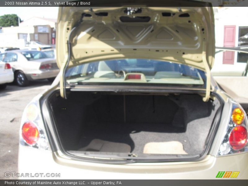 Velvet Beige / Blond 2003 Nissan Altima 2.5 S