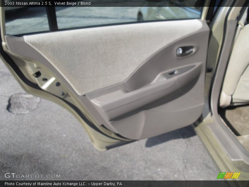 Velvet Beige / Blond 2003 Nissan Altima 2.5 S