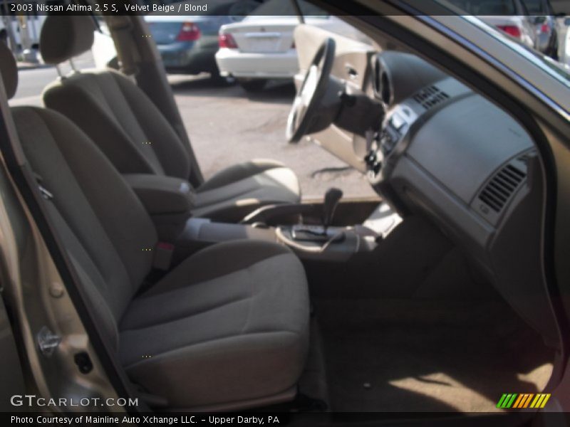 Velvet Beige / Blond 2003 Nissan Altima 2.5 S