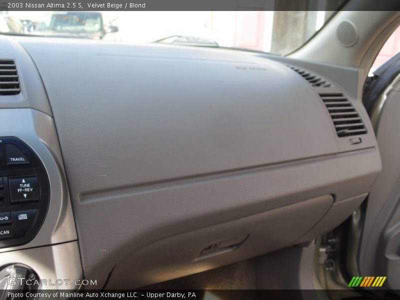 Velvet Beige / Blond 2003 Nissan Altima 2.5 S