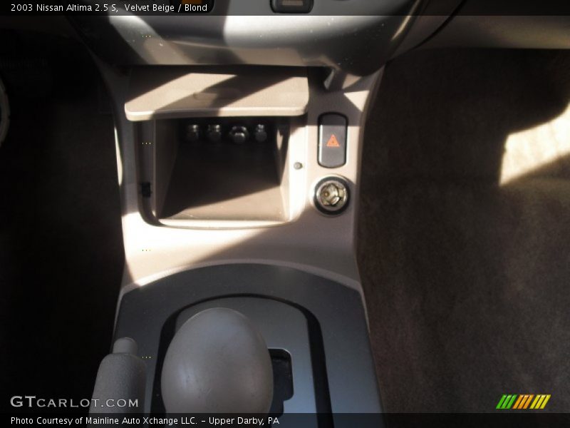 Velvet Beige / Blond 2003 Nissan Altima 2.5 S