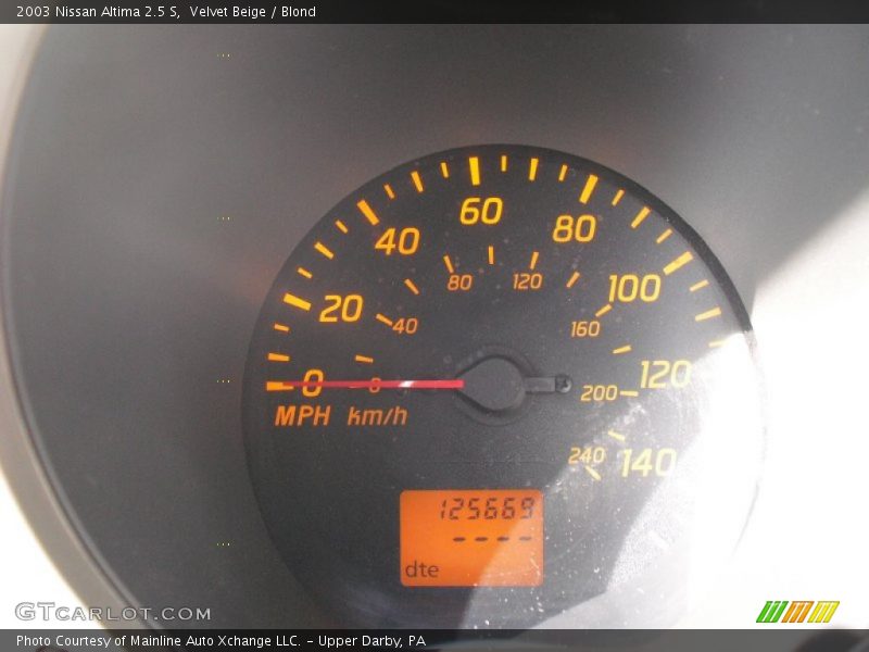 Velvet Beige / Blond 2003 Nissan Altima 2.5 S