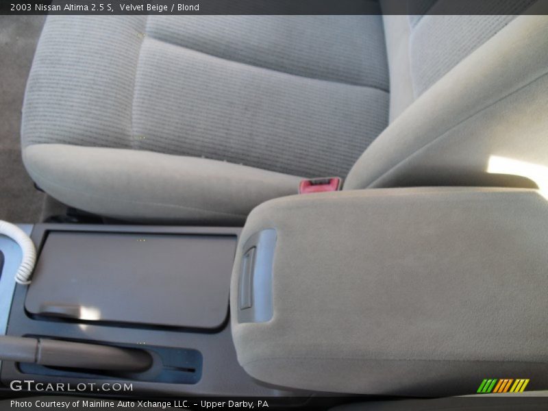 Velvet Beige / Blond 2003 Nissan Altima 2.5 S