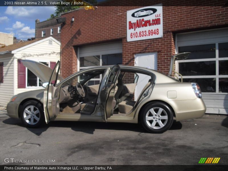 Velvet Beige / Blond 2003 Nissan Altima 2.5 S