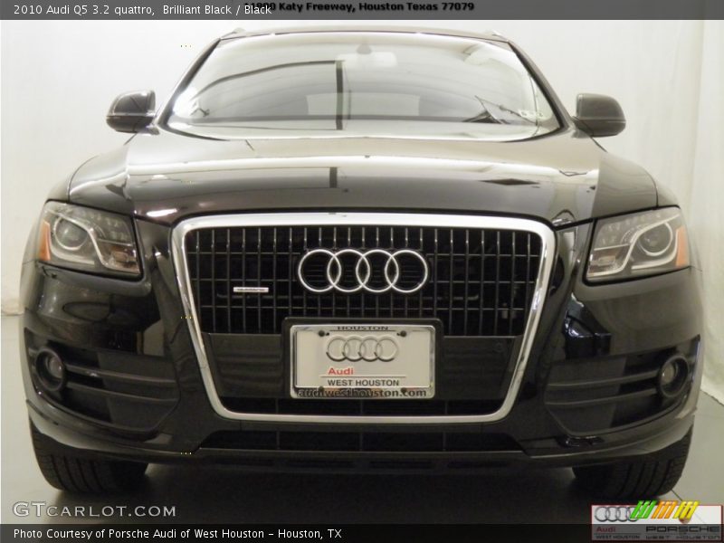 Brilliant Black / Black 2010 Audi Q5 3.2 quattro