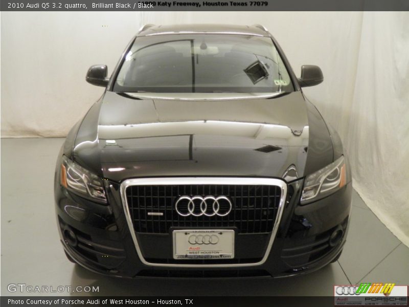 Brilliant Black / Black 2010 Audi Q5 3.2 quattro