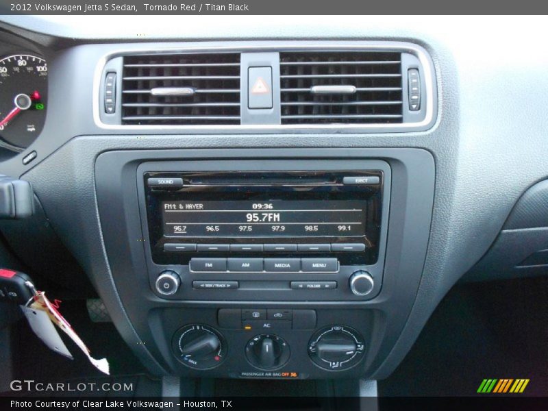 Tornado Red / Titan Black 2012 Volkswagen Jetta S Sedan