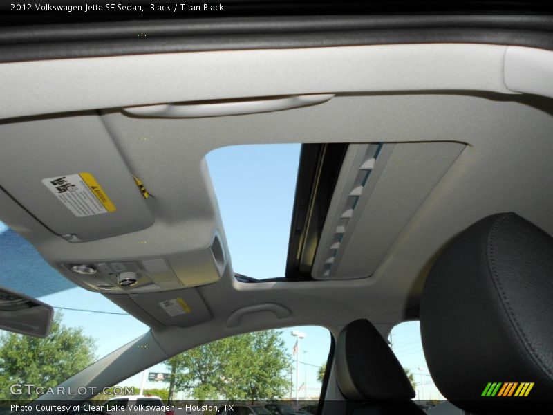 Black / Titan Black 2012 Volkswagen Jetta SE Sedan