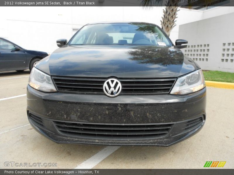 Black / Titan Black 2012 Volkswagen Jetta SE Sedan