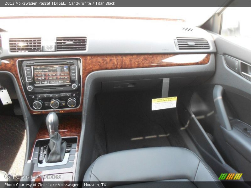 Candy White / Titan Black 2012 Volkswagen Passat TDI SEL