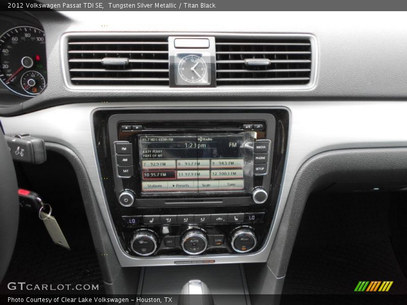 Tungsten Silver Metallic / Titan Black 2012 Volkswagen Passat TDI SE
